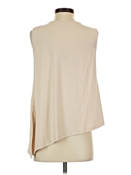 Pretty Garden Sleeveless Blouse (view 2)