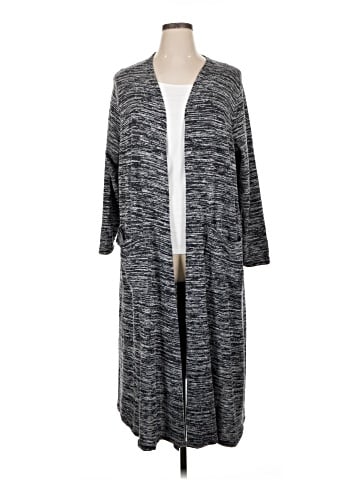 Lularoe Cardigan (view 1)