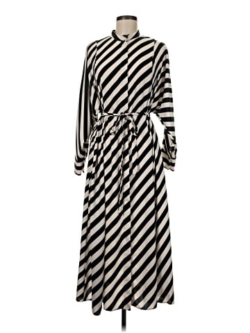 H&M Casual Dress (view 1)
