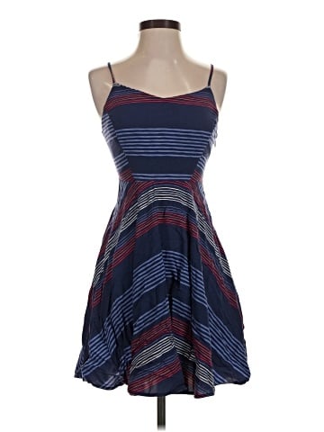 Old Navy Casual Dress (view 1)