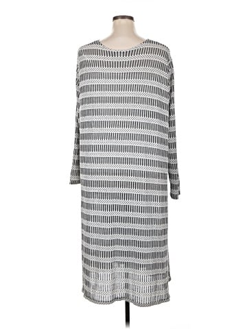 Lularoe Cardigan (view 2)
