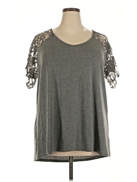 Louise Paris Short Sleeve Top