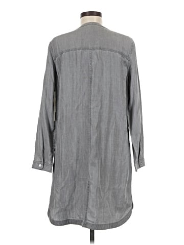 TWO by Vince Camuto 3/4 Sleeve Button-Down Shirt (view 2)