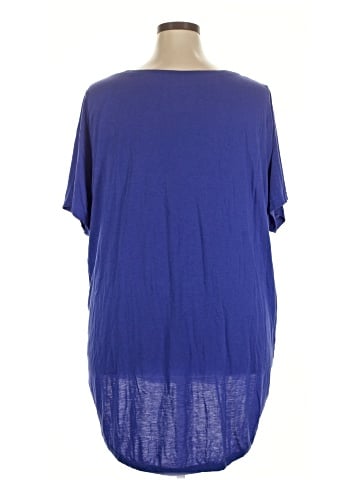 Nike Short Sleeve T-Shirt (view 2)