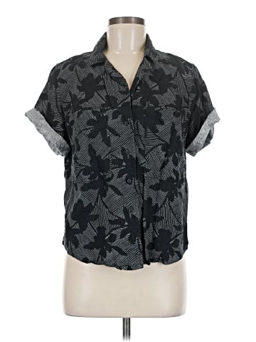 Universal Thread Short Sleeve Blouse (view 1)