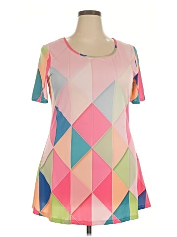Lily by Firmiana Short Sleeve T-Shirt (view 1)