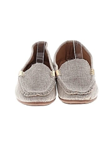 Unbranded Flats (view 2)