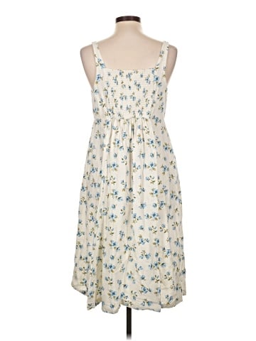 Old Navy Casual Dress (view 2)