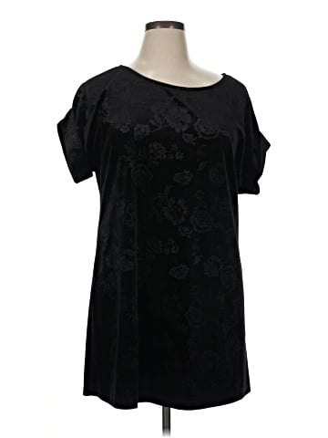 The Vanity Room Casual Dress (view 1)