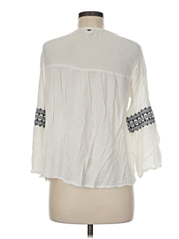 O'Neill 3/4 Sleeve Blouse (view 2)