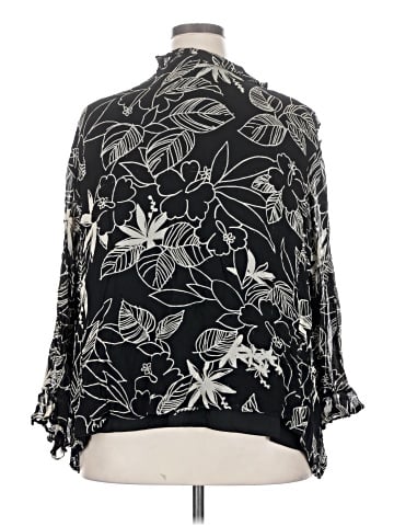 Avenue 3/4 Sleeve Blouse (view 2)