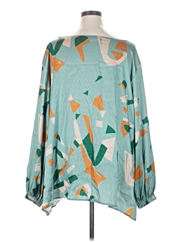 DIARRABLU 3/4 Sleeve Blouse (view 2)