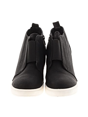 Dream Pairs Ankle Boots (view 2)