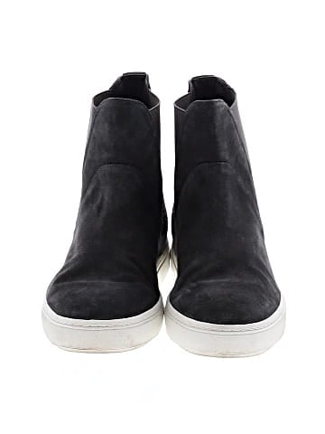 Vince. Ankle Boots (view 2)
