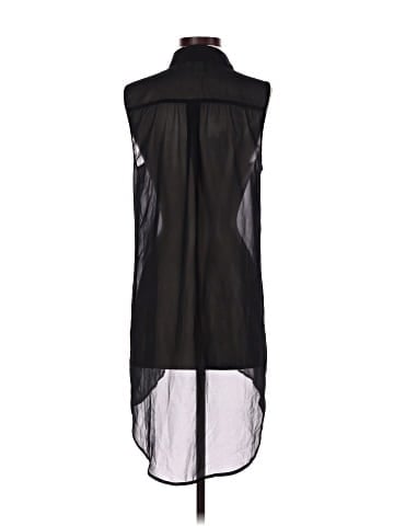 14th & Union Sleeveless Blouse (view 2)