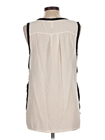 Si-iae Sleeveless Top (view 2)