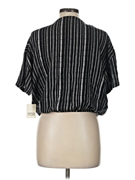 a.n.a. A New Approach Short Sleeve Blouse (view 2)