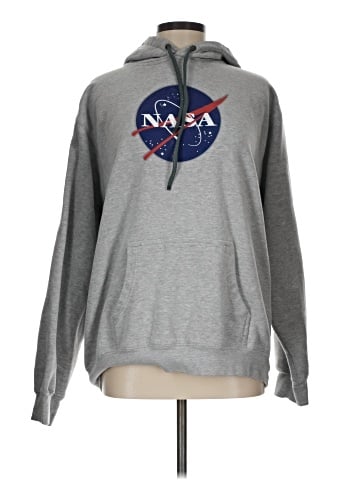 Prairie Mountain Pullover Hoodie (view 1)