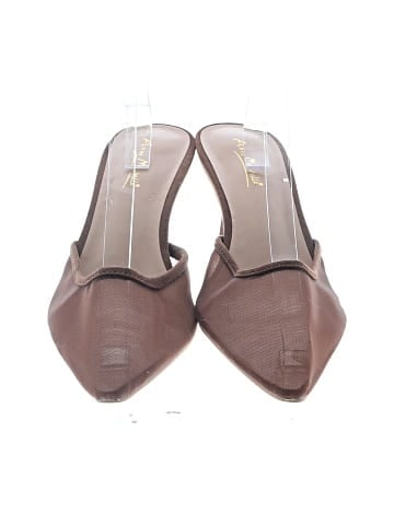 Anne Michelle Heels (view 2)