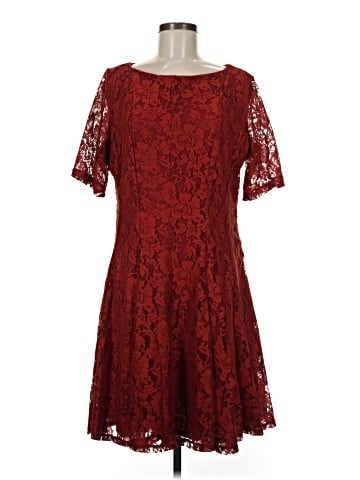 Danny And Nicole Cocktail Dress (view 1)