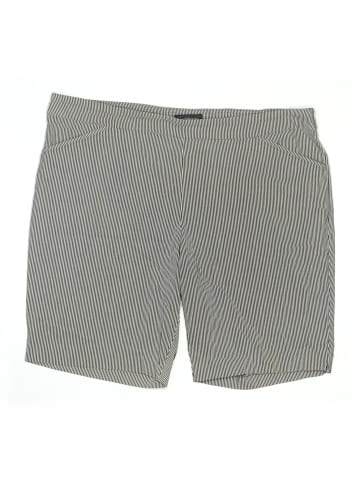 Liz Claiborne Shorts (view 1)