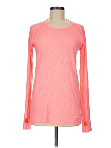 Lululemon Athletica Long Sleeve T-Shirt (view 1)