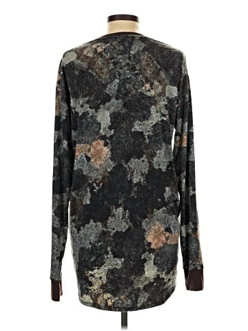 Lularoe Long Sleeve T-Shirt (view 2)