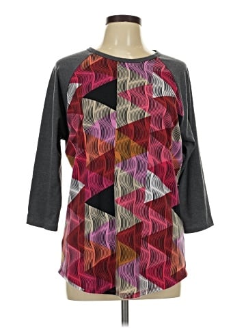 Lularoe 3/4 Sleeve T-Shirt (view 1)