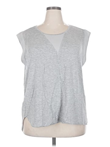 Lyssé Sleeveless Top (view 1)