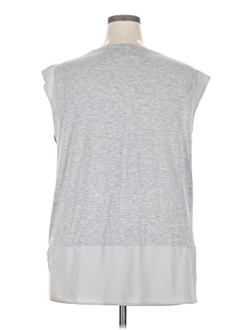 Lyssé Sleeveless Top (view 2)