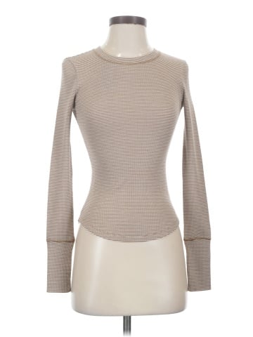 American Eagle Outfitters Long Sleeve T-Shirt (view 1)