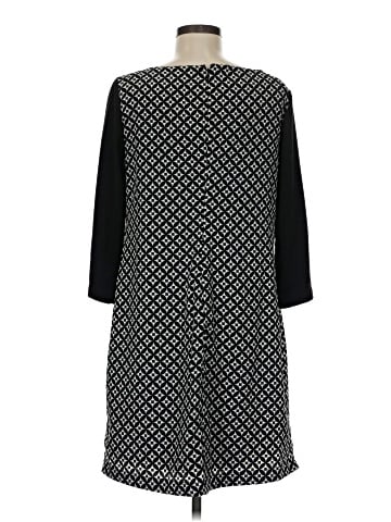 Old Navy Casual Dress (view 2)