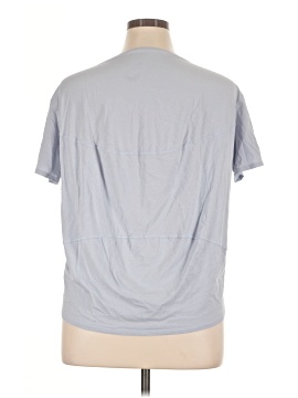 Lululemon Athletica Short Sleeve T-Shirt (view 2)