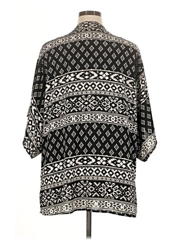 Libian Kimono (view 2)