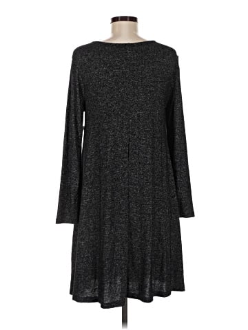Old Navy Casual Dress (view 2)