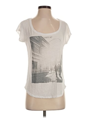 American Eagle Outfitters Short Sleeve T-Shirt (view 1)