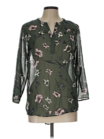 Q&A 3/4 Sleeve Blouse (view 1)
