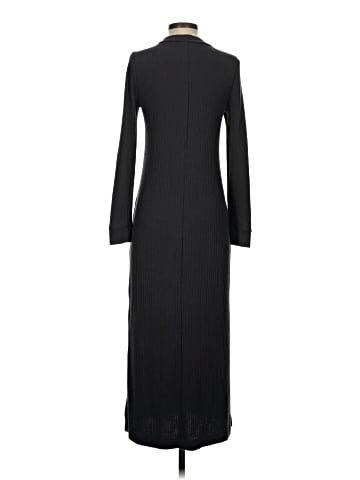 Old Navy Casual Dress (view 2)