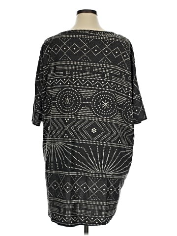 Lularoe 3/4 Sleeve T-Shirt (view 2)