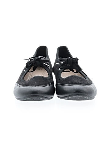 Unbranded Flats (view 2)