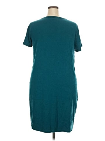 Old Navy Casual Dress (view 2)