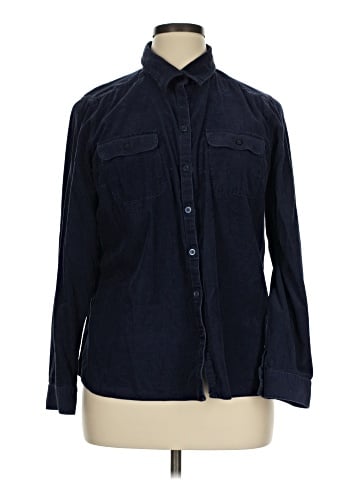 Croft & Barrow Long Sleeve Button-Down Shirt (view 1)