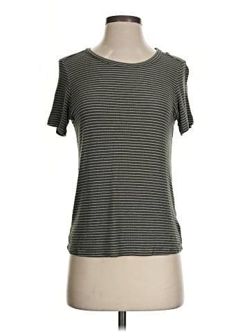 American Eagle Outfitters Short Sleeve T-Shirt (view 1)