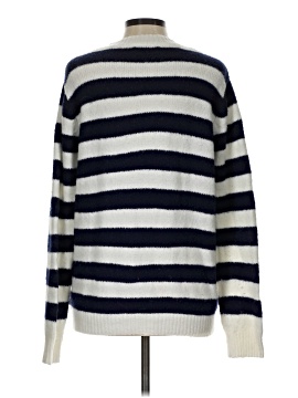 Dokotoo Pullover Sweater (view 2)