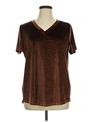 Amaryllis Short Sleeve T-Shirt (view 1)