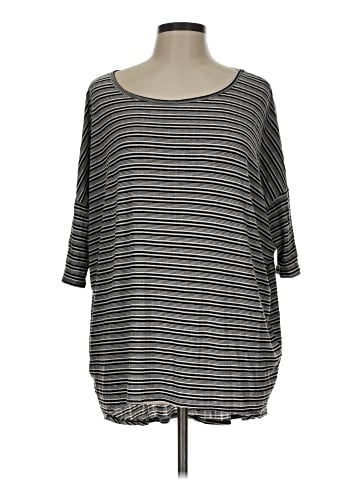 Lularoe 3/4 Sleeve T-Shirt (view 1)