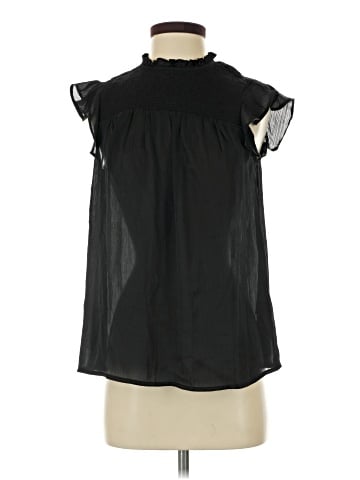 Old Navy Sleeveless T-Shirt (view 1)