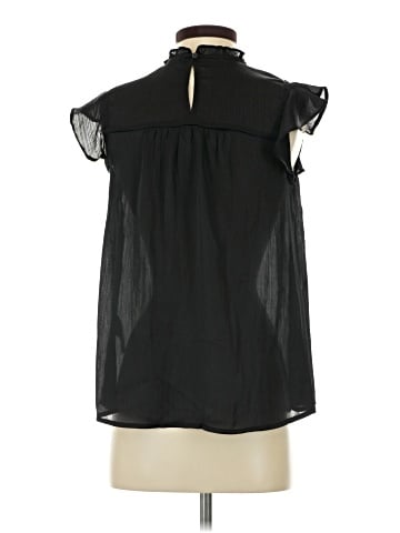 Old Navy Sleeveless T-Shirt (view 2)