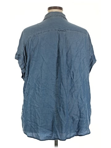 Terra & Sky Short Sleeve Button-Down Shirt (view 2)