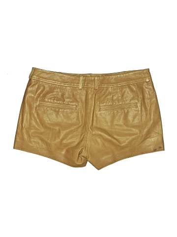 Vince. Khaki Shorts (view 2)
